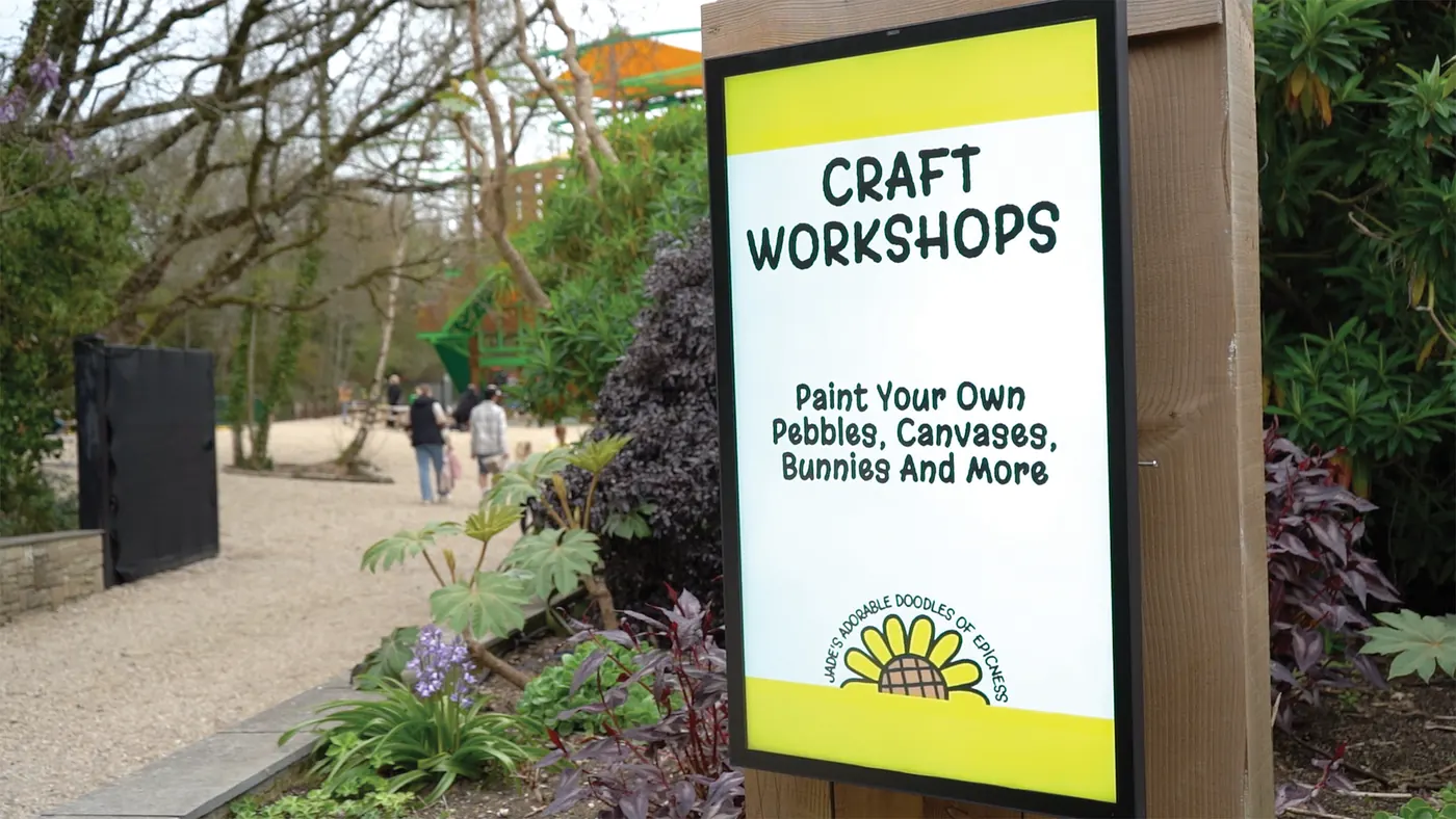 ICRTouch Digital Signage screen at an outdoor event (image: ICRTouch)